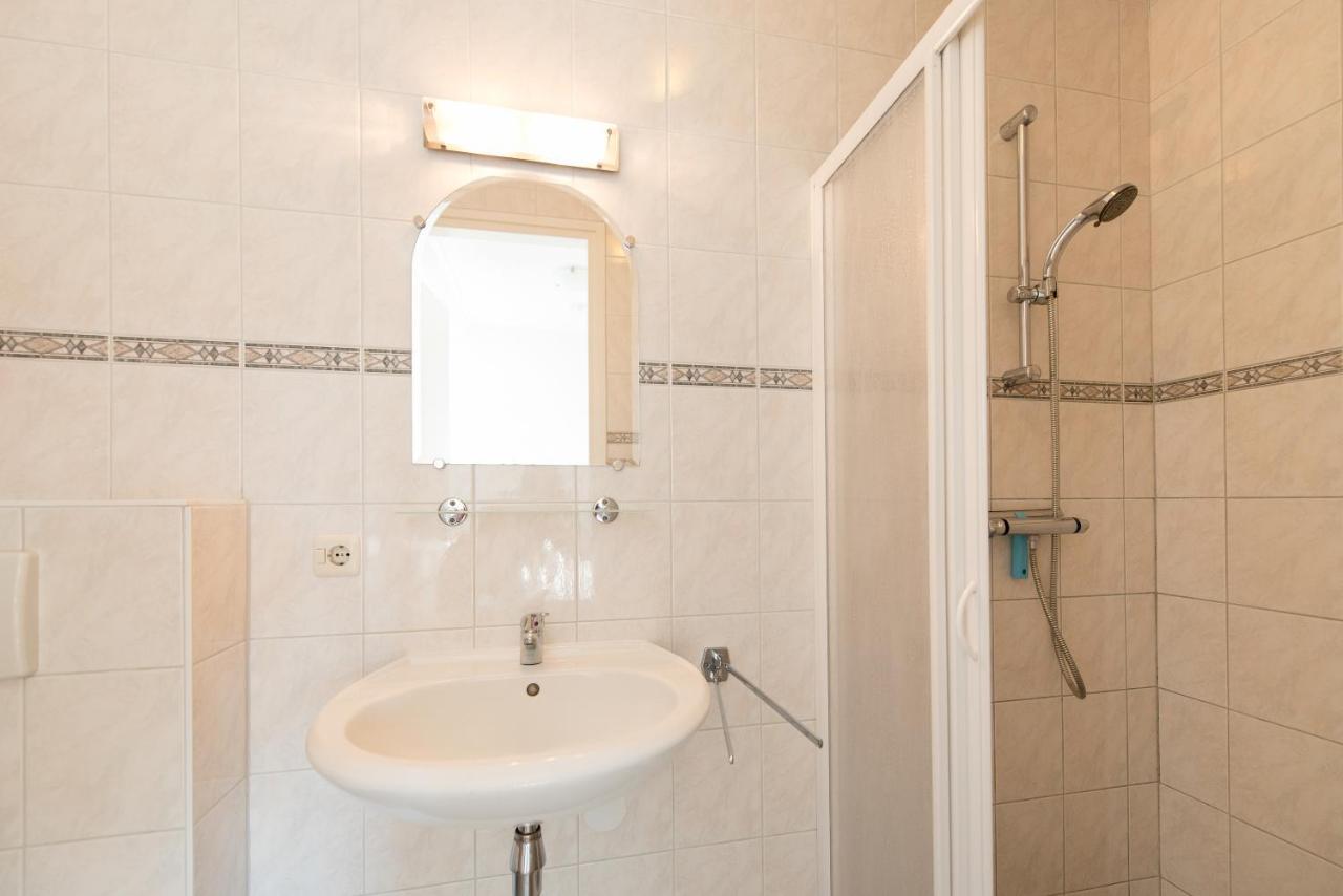 Appartement MetZin Buren  Extérieur photo